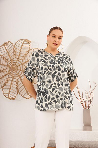 RMG Smoked Plus Size Blouse with Pattern and Sleeve Detail