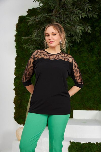 RMG Μαύρη μπλούζα Plus Size - Λεπτομέρεια από τούλι
