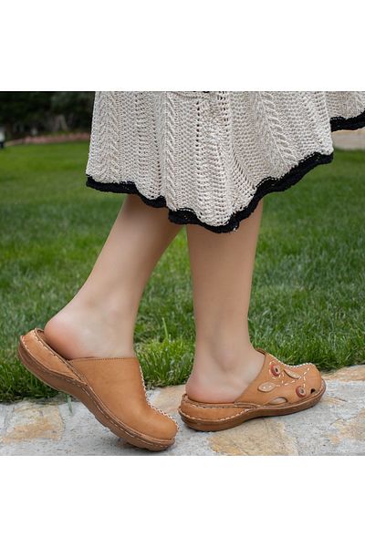 CONSUELO Orthopedic Leather Women's Sabo Slippers - 10307