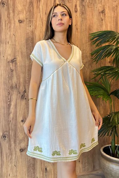 GÜLSELİ Rochie crem brodata cu maneca scurta