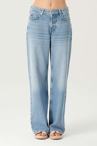 CROSS JEANS Weslie Light Blue WiDeleg Jean Trousers - RegulAr WAist, Patty ButtoneD C 4530-207
