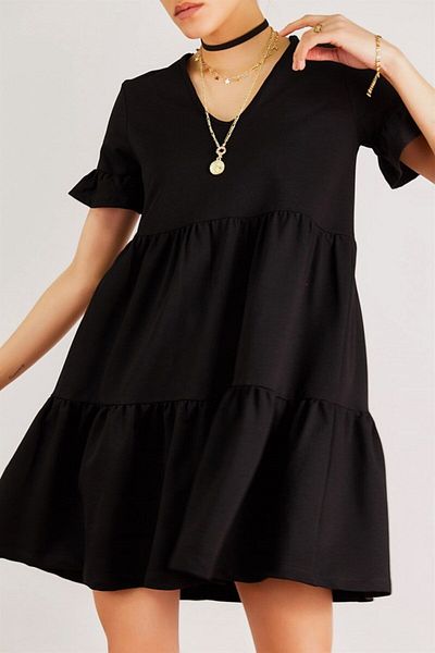 citystyle Rochie de damă neagră cu volan - detaliu fustă și mâneci