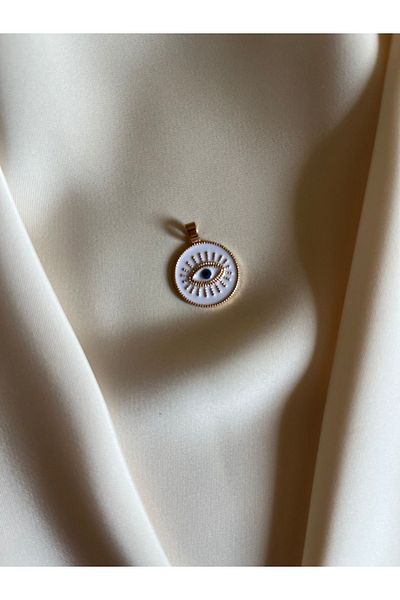 shesra Vip White Eye Pendant