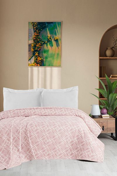 Pierre Cardin Pike Sharp Double Dried Rose Set