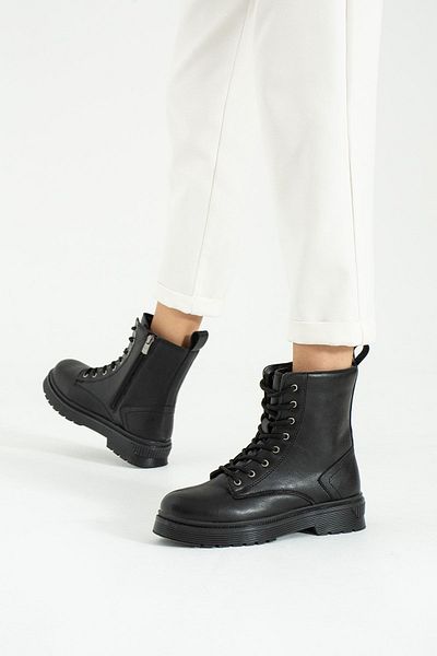 İnan Ayakkabı Women's Black Boots - 4 CM Sole