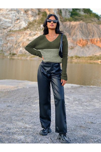 citystyle Khaki - Women's V-neck Striped Long Sweater