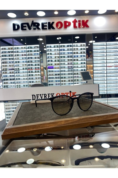 Ray-Ban Rayban RB2204 SunGlasses - 902/51 54 Model