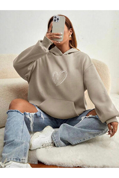 CAST COLLECTİON Beige Women's Oversize Heart Printed Sweatshirt