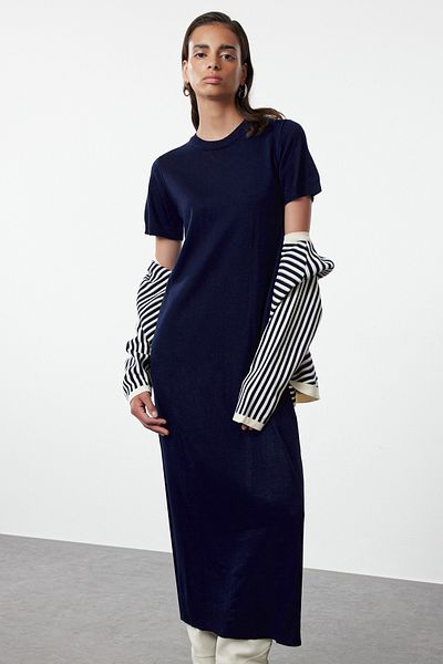 Trendyol Modest Sötétkék csíkos kötöttáru kardigán és ruha szett - TCTAW25US00038