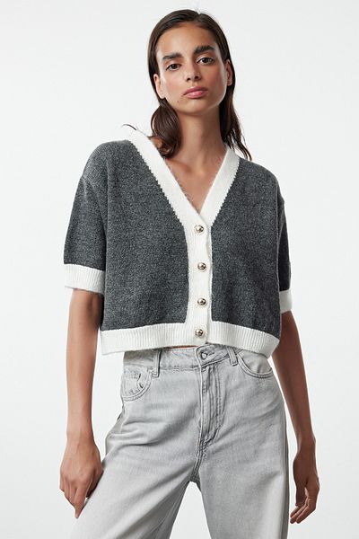 Trendyol Collection Měkký pletený kardigan s barevným blokem - Twoaw25Hi00255