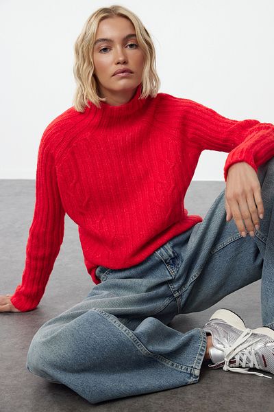 Trendyol Collection Soft Textured Red Knitwear Sweater - Stand Collar, Knitted Detail Twoaw25Kz00049