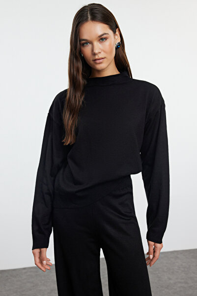 Trendyol Collection Sada úpletů s výstřihem do V – Triple Bottom-Top Set Twoaw25Au00006