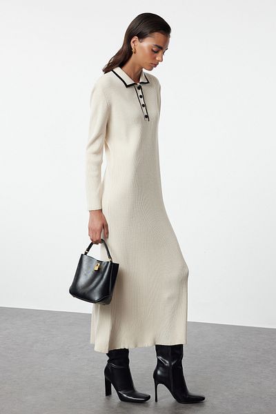 Trendyol Modest Πέτρινο πλεκτό φόρεμα πόλο με κουμπιά πέτρας TCTAW25EB00044
