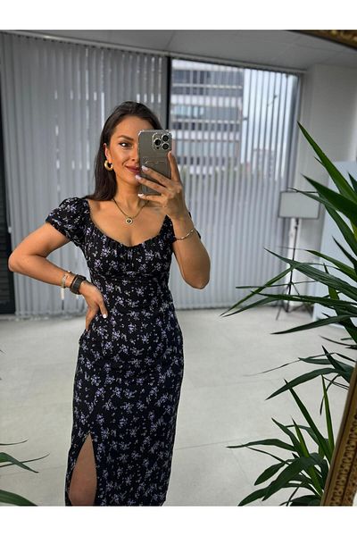 caddstore Brska Model 3092 - Rochie neagră cu imprimeu floral