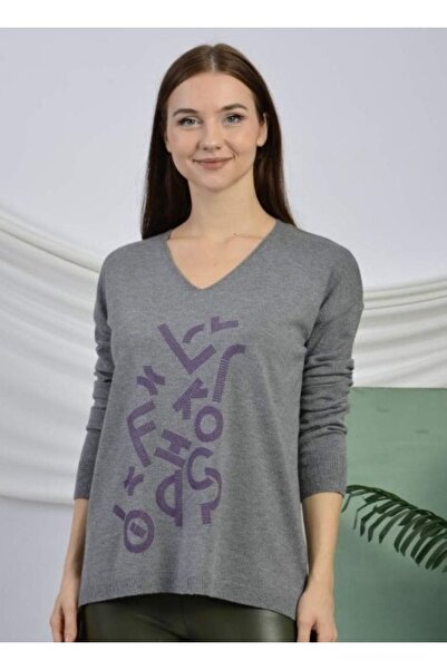 Whip Design Büyük Beden Gri Renk Karışık Harf Baskılı Ince Triko Bluz