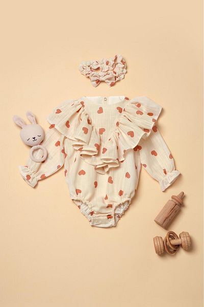 Little Ya Ya Love Baby Girl Heart Pattern Romper Set with Snaps at the Bottom