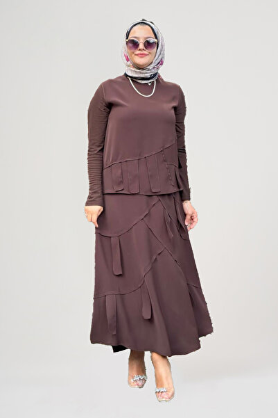 red show Brown Double Skirt Set