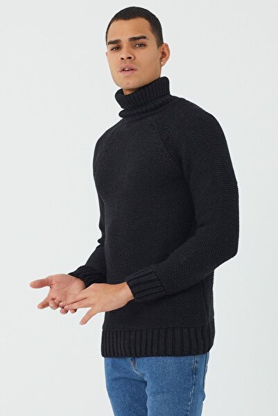 Tarz Cool Ανδρικό πουλόβερ με μαύρο χοντρό ζιβάγκο