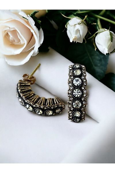 FAYRA ACCESSORIES Diamond Mounted Zircon Stone Earrings