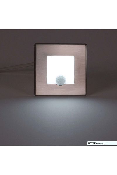 Cata 1.5 W Stair Lighting Arm with White Light Sensor - Satin Square CT-5183B