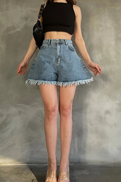 Genel Markalar Geniş Paça Püsküllü Denim Şort