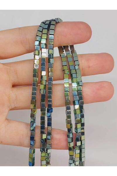 Yasamtohumu 9cm dugačka kocka od hematitnog kamena u obliku četvrtine lanca o...