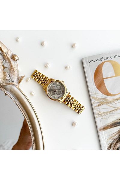 Reward Gold Color Women's Wristwatch