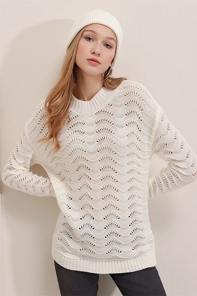 citystyle White Openwork Wave Women's Sweater