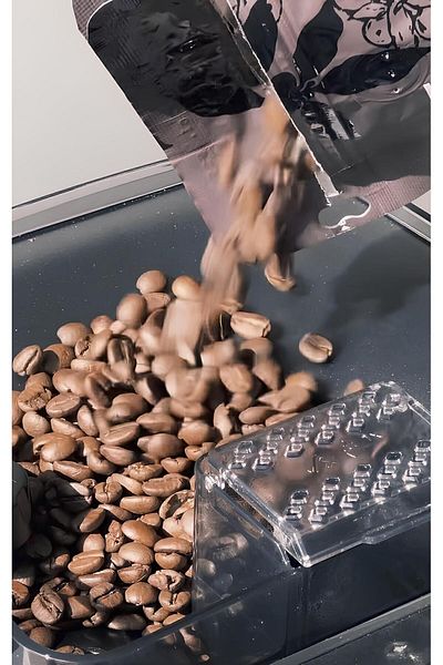 Harras Core Coffee Special Blend Coffee Beans 250 gr X 4 Pack