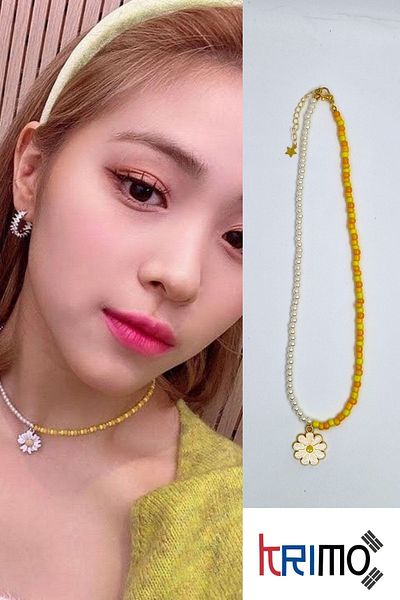 KRIMO Itzy Ryujin Daisy Yellow Pearl Small Necklace