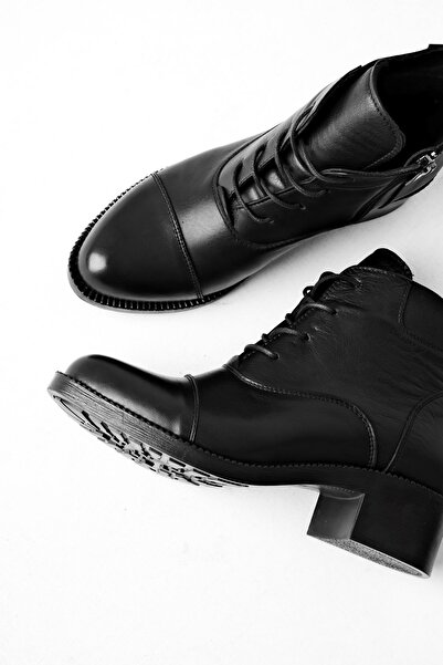 MY DERİ Loley Kadın Hakiki Deri Dikiş Detaylı Fermuarlı Bot 2868