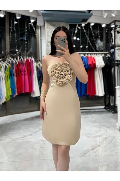 missswans Μπεζ Χρώμα Malika Στράπλες Μίνι Φόρεμα με λεπτομέρεια τριαντάφυλλου