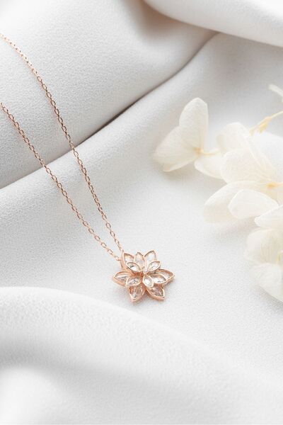 Silvano Jewelry 925 Ayar Gümüş Beyaz Lotus Çiçeği Kolye