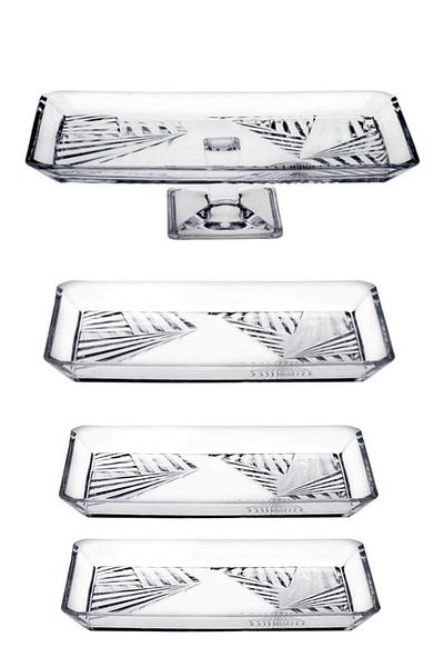 Paşabahçe Madlen Crystallin Footed and Footless Serving Plates 4 Piece Deer Set