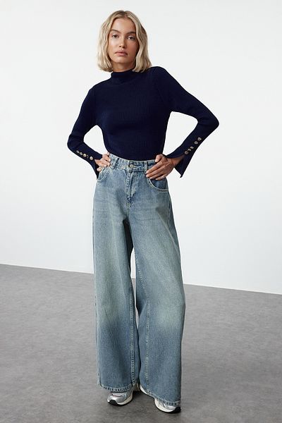 Trendyol Collection Detailní pletený svetr v námořnické modré TWOAW24KZ00309