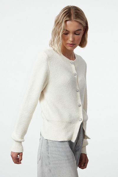 Trendyol Collection Extra weicher strukturierter Ecru-Strick-Cardigan - TWOAW25HI00119