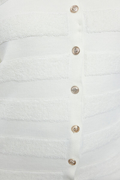 Trendyol Curve Plus Size Ecru Knitwear Cardigan - TBBAW25AV00012