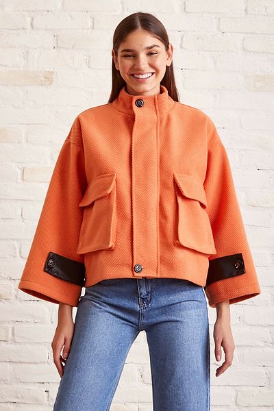 Never more Pocket Detailed Lace Up Crop Jacket