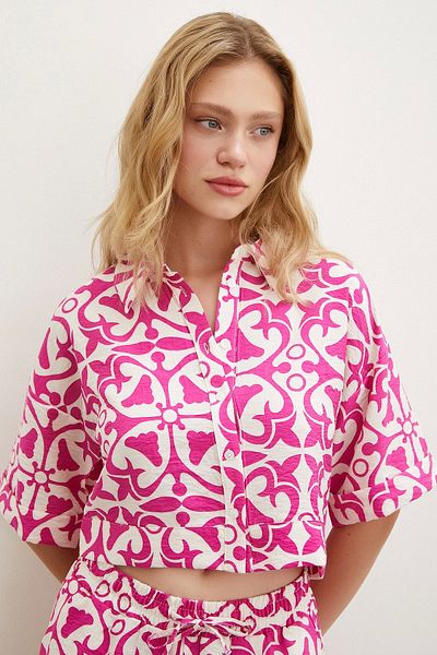 Never more Fuchsia Crop Short Sleeve Shirt