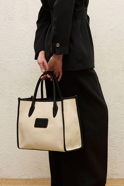 Manuka Schwarze große Tasche aus natürlichem Canvas