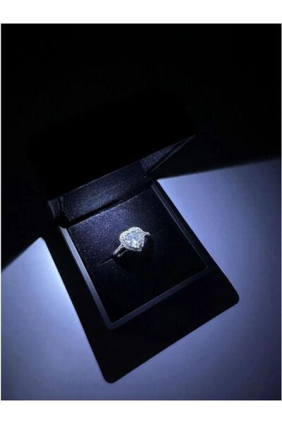 Efsane Işıklı Kutuda Kalpli () Ayarlanabilir Yüzük