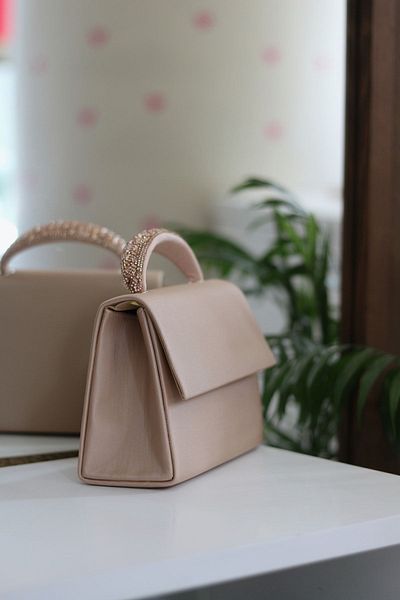 Moom Bag Γυναικεία τσάντα ώμου βραδινό φόρεμα με λεπτομέρεια πέτρινη γυμνή