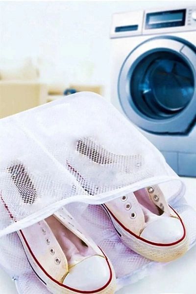 Helen's Home 3 Pieces Airfile Luxury Zippered Shoe Washing Net White