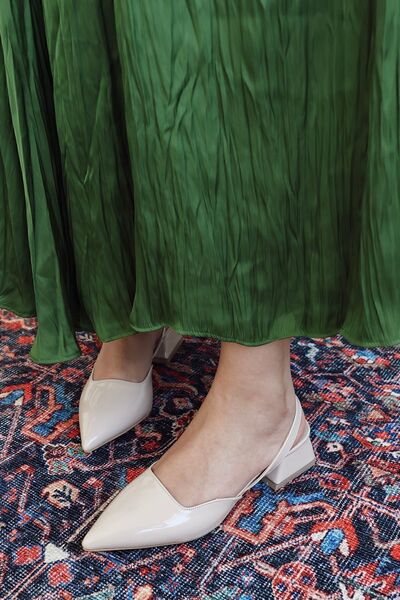 POLKA STORE Blush špičaté, krátké, blokové podpatky dámské boty