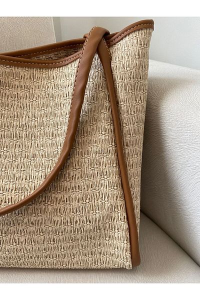 Mercan Wide Shoulder Bag in Straw Look - Beach and Laptop Bag