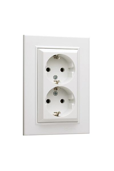 MAKEL Karea White Double Grounded Socket Frame Included 1 Piece
