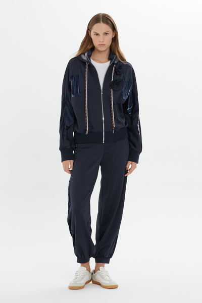 GİZİA Gül Detaylı Lacivert Hırka