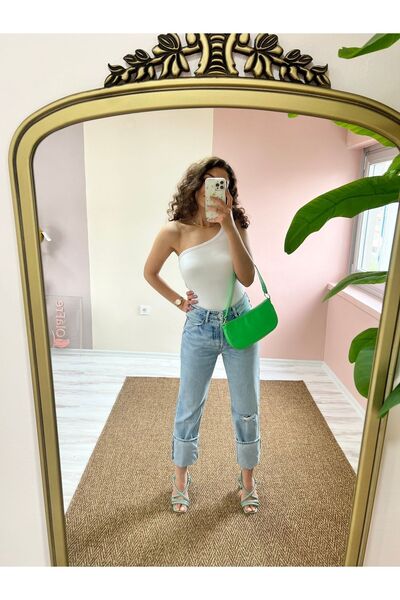 OlaFre Λευκή μπλούζα με έναν ώμο