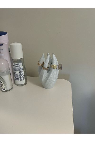 Mystery Design Ring Holder - Ring Stand