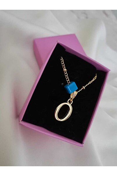 Judas Takı قلادات نسائية ذهبية بتفاصيل خرز على شكل حرف O - قلادة بالحرف الرئيسي